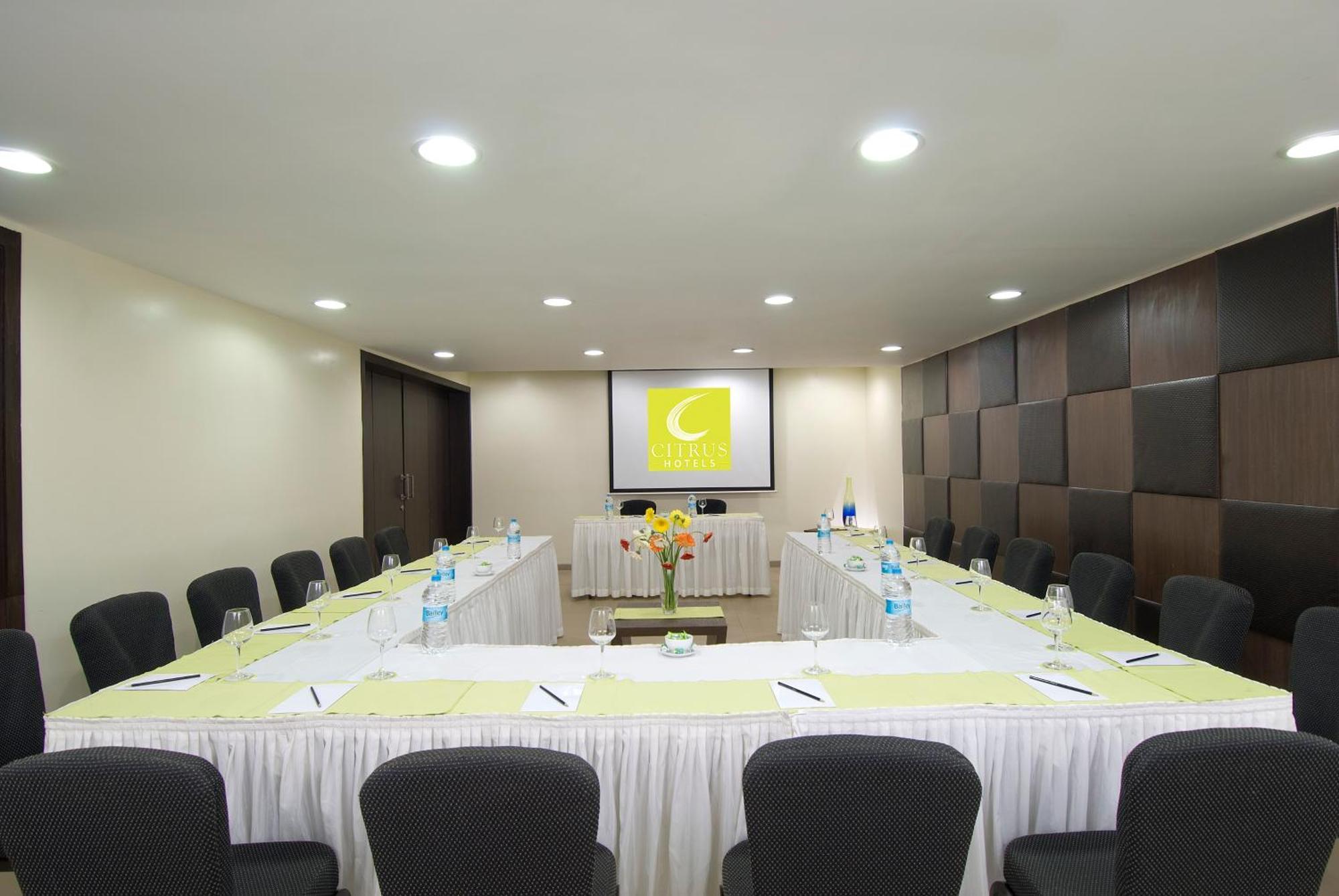 Citrus Hotel Lonavala Eksteriør billede