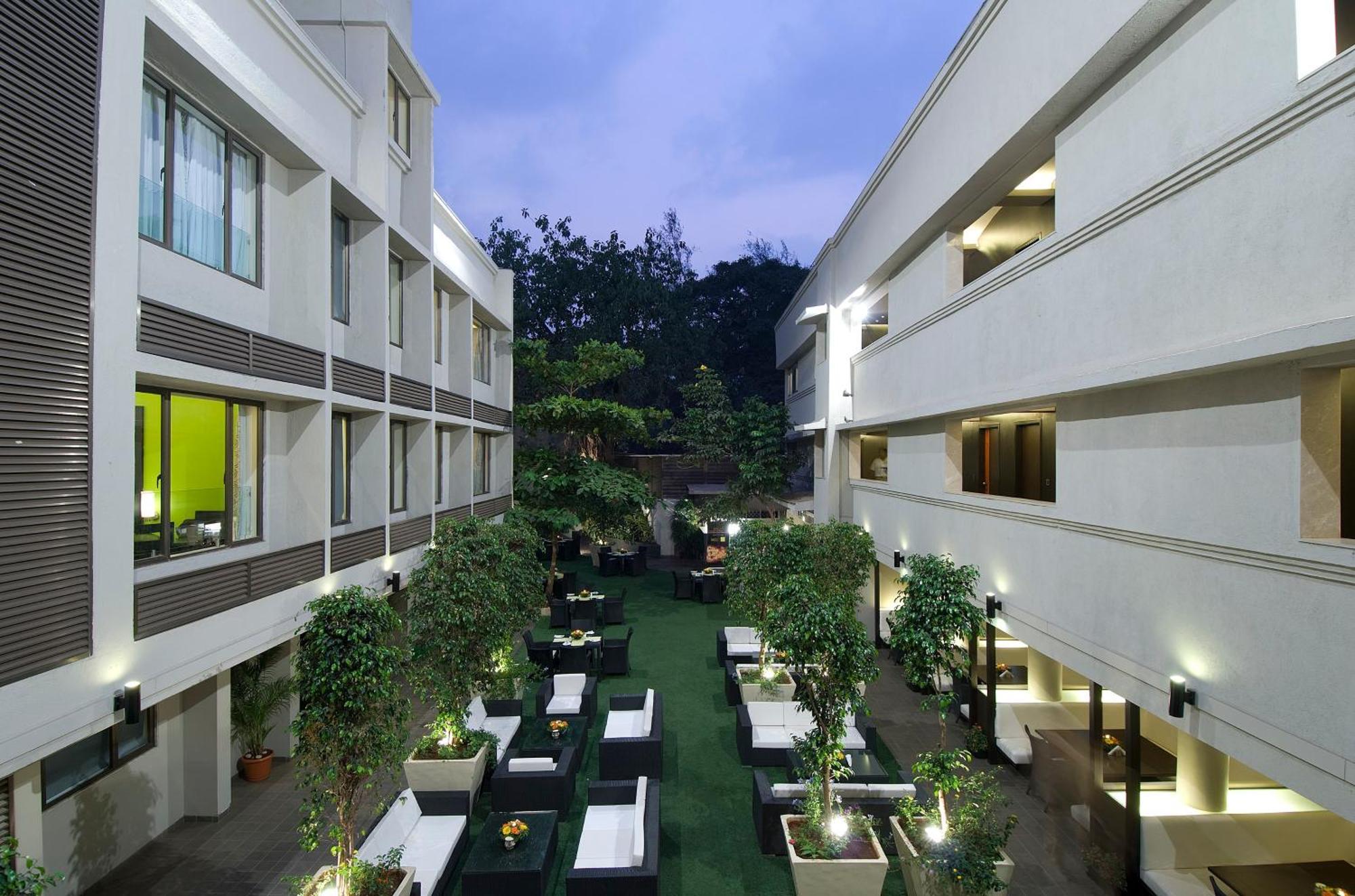 Citrus Hotel Lonavala Eksteriør billede