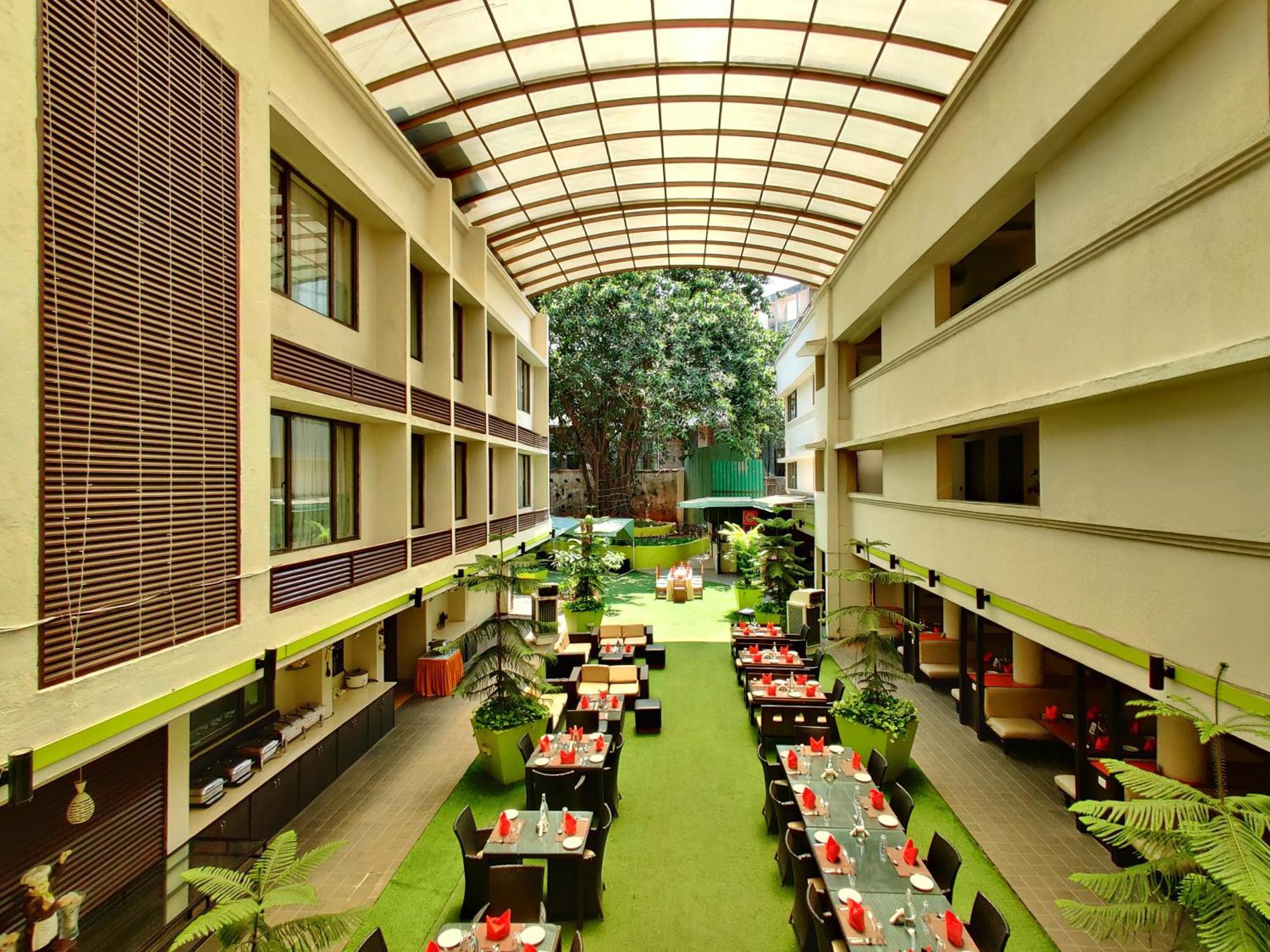 Citrus Hotel Lonavala Eksteriør billede