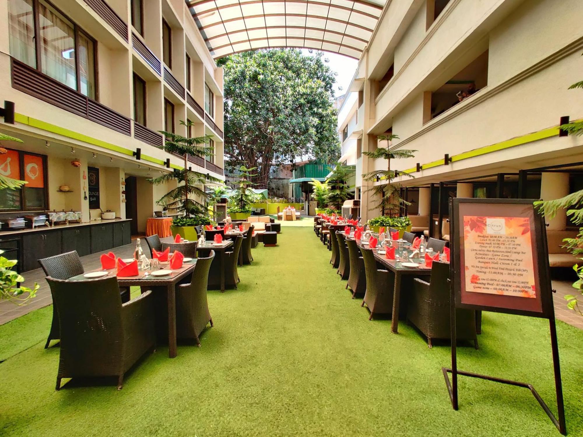 Citrus Hotel Lonavala Eksteriør billede