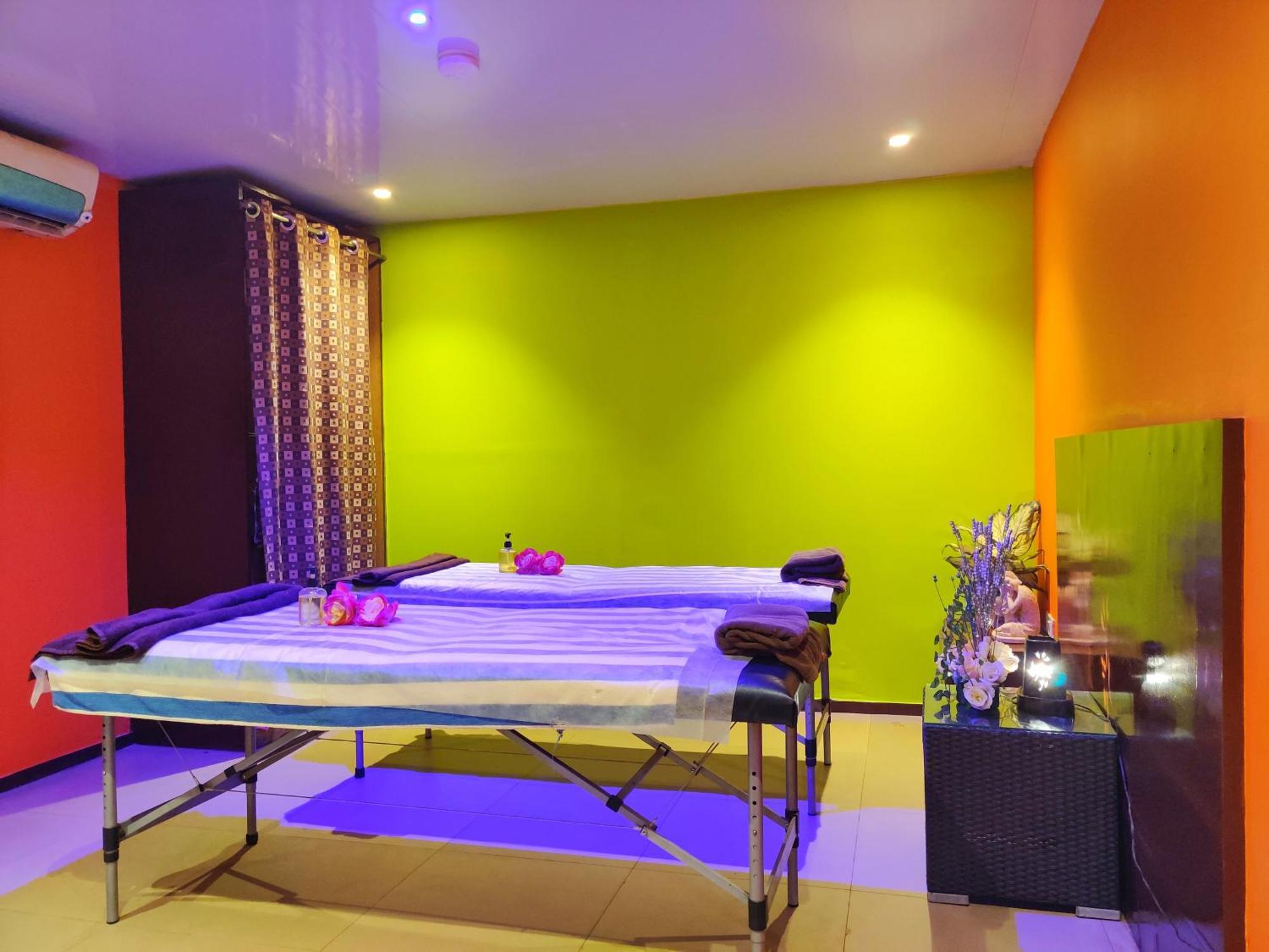 Citrus Hotel Lonavala Eksteriør billede