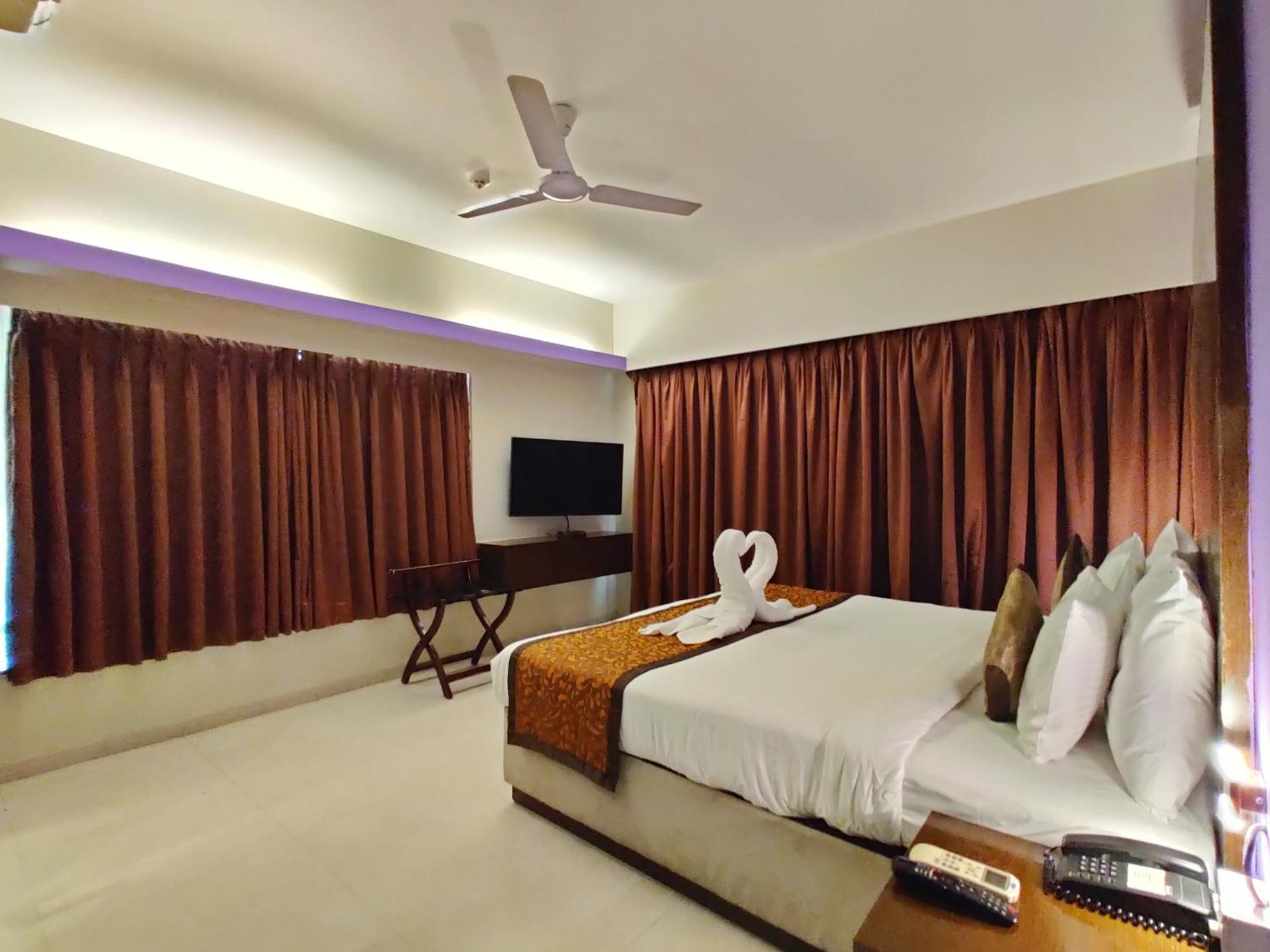 Citrus Hotel Lonavala Eksteriør billede