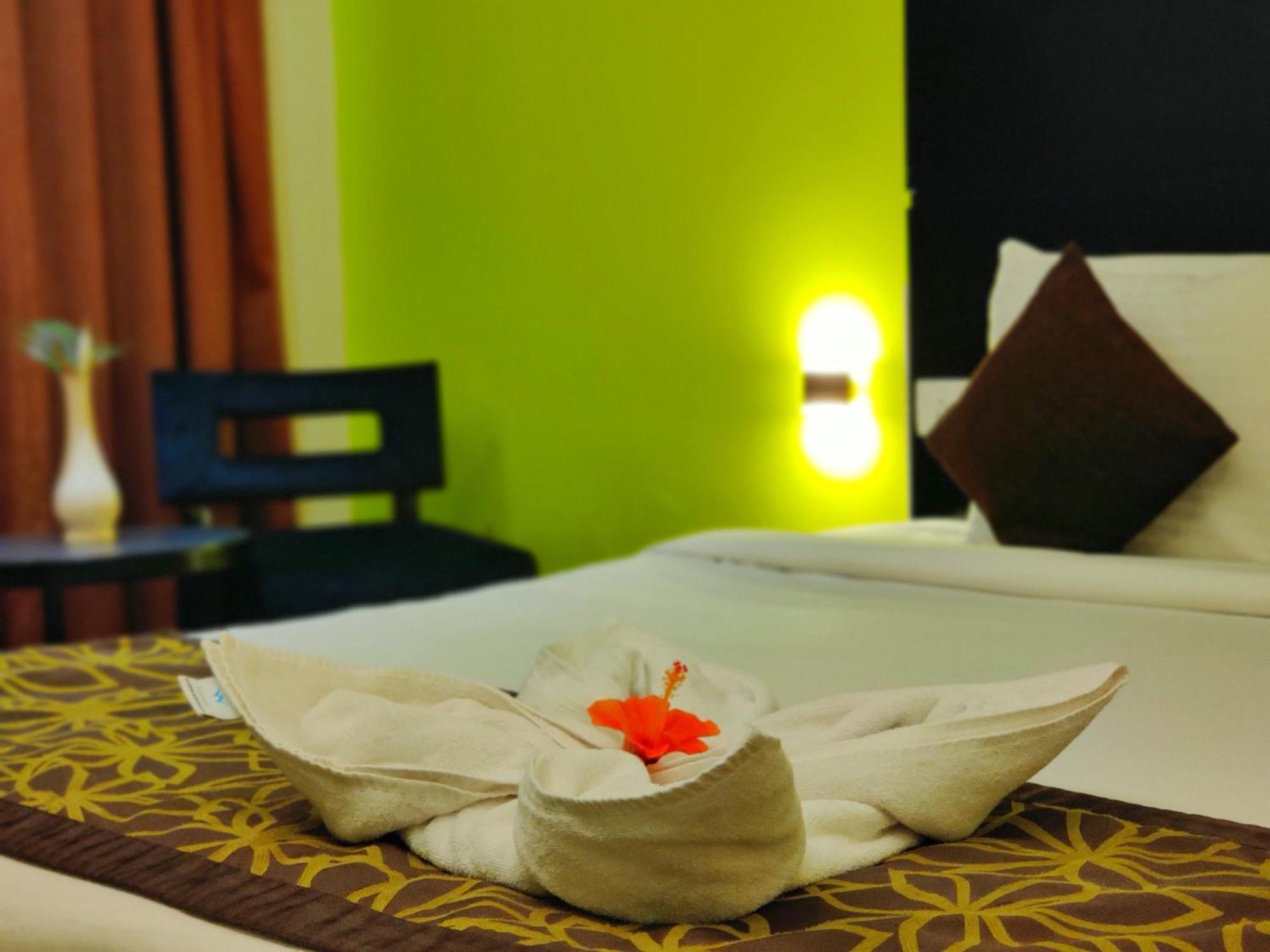 Citrus Hotel Lonavala Eksteriør billede